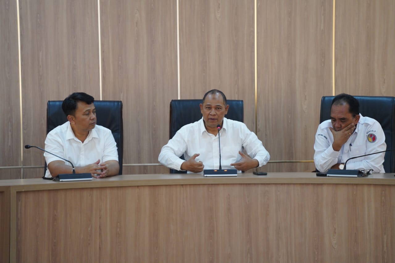 Totok Minta CPNS Bawaslu Perkuat Literasi Pemilu dan Demokrasi