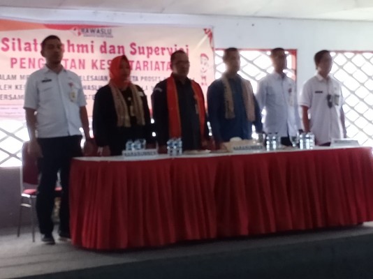 BAWASLU MALUKU HADIRI TOT BIMTEK PTPS DAN SAKSI PARPOL DI MALUKU TENGAH 