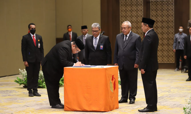 Lantik Ichsan Puadi Jadi Sekjen, Ketua Bawaslu Minta Bangun Kinerja Organisasi