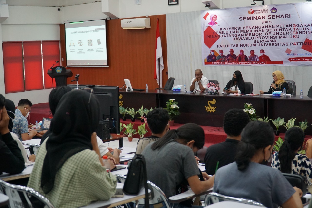 Beri Kuliah Hukum di Unpatti, Dewi Pettalolo Harapkan Fakultas Hukum Menjadi Garda Terdepan Dalam Menjawab Permasalahan Regulasi