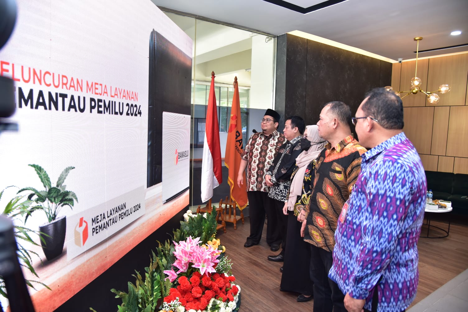 (Siaran Pers) Jelang Tahapan Pemilu 2024, Bawaslu Buka Pendaftaran Pemantau Pemilu