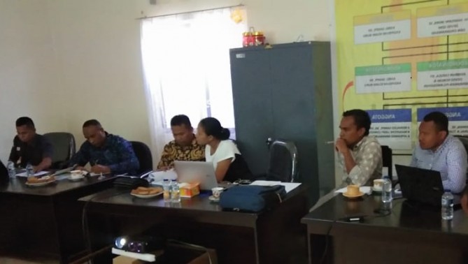 Review dan finalisasi laporan akhir komprehensif Bawaslu Kabupaten/Kota oleh Bawaslu Provinsi Maluku