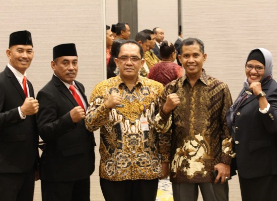 Sekretaris Jenderal Bawaslu RI lantik 3 orang Kepala Bagian di lingkup Bawaslu Provinsi Maluku