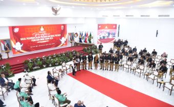 Dua Bapaslon Serahkan Berkas Pendaftaran Pilpres 2024, Lima Pimpinan Bawaslu Awasi Secara Melekat