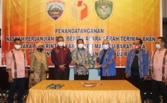 Terima Hibah Tanah dari Pemkot Tual dan Pemkab MBD, Sekjen Bawaslu Harapkan Provinsi Maluku Lakukan Hal Serupa