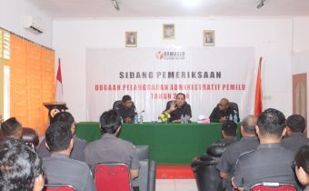 Di Bawaslu Maluku, Herwyn Sosialisasikan Perbawaslu Tentang Pola Hubungan dan Tata Kerja, Sampaikan Pengawasan Jadi Tugas Lintas Divisi