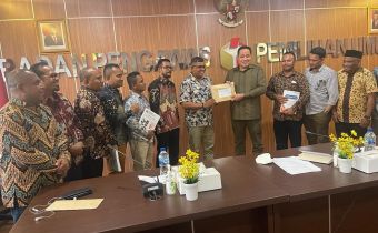 Temui Herwyn, Bawaslu Provinsi Maluku Sampaikan Laporan Akhir Pembentukan Panwascam